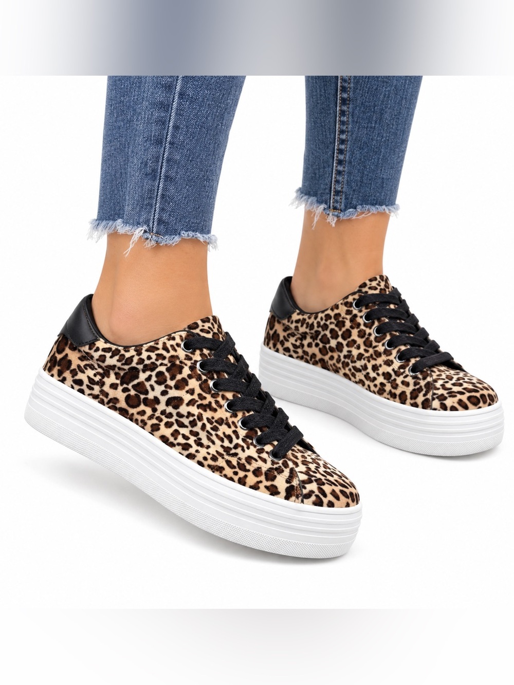 GUESS AleXea Leopard Print Platform Sneakers Women’s Size 10 Animal Print